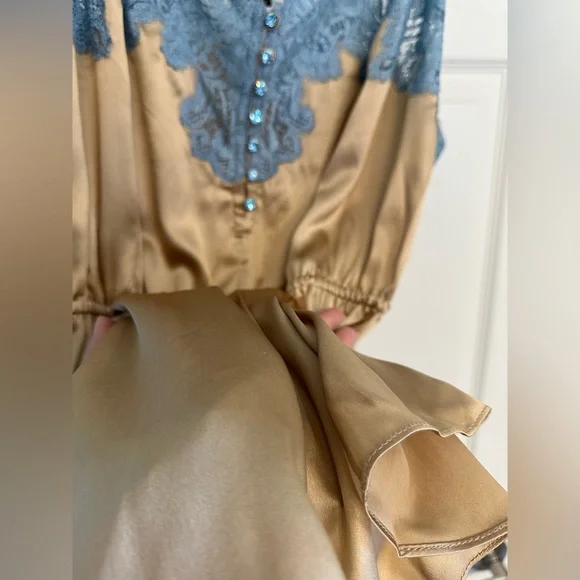 Rosamosario 100% Silk Satin and Chantilly French Lace Camisole Nude and Blue - Picture 5 of 17